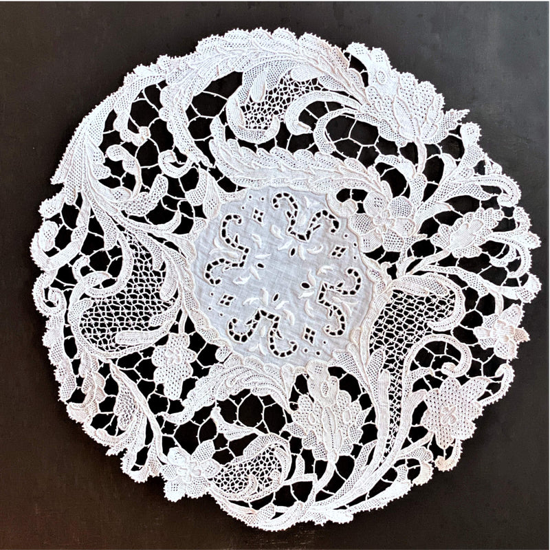 DOILIES BURANO LACE