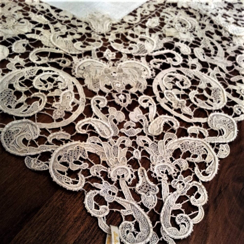 DOILIES BURANO LACE