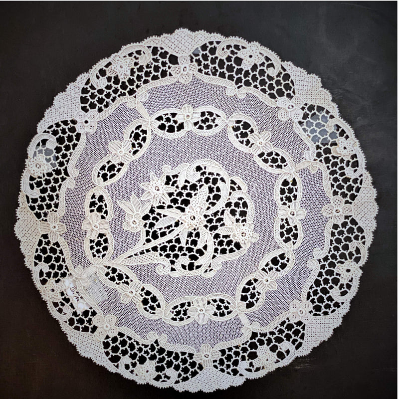 DOILIES BURANO LACE