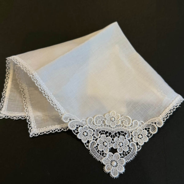 HANDKERCHIEF