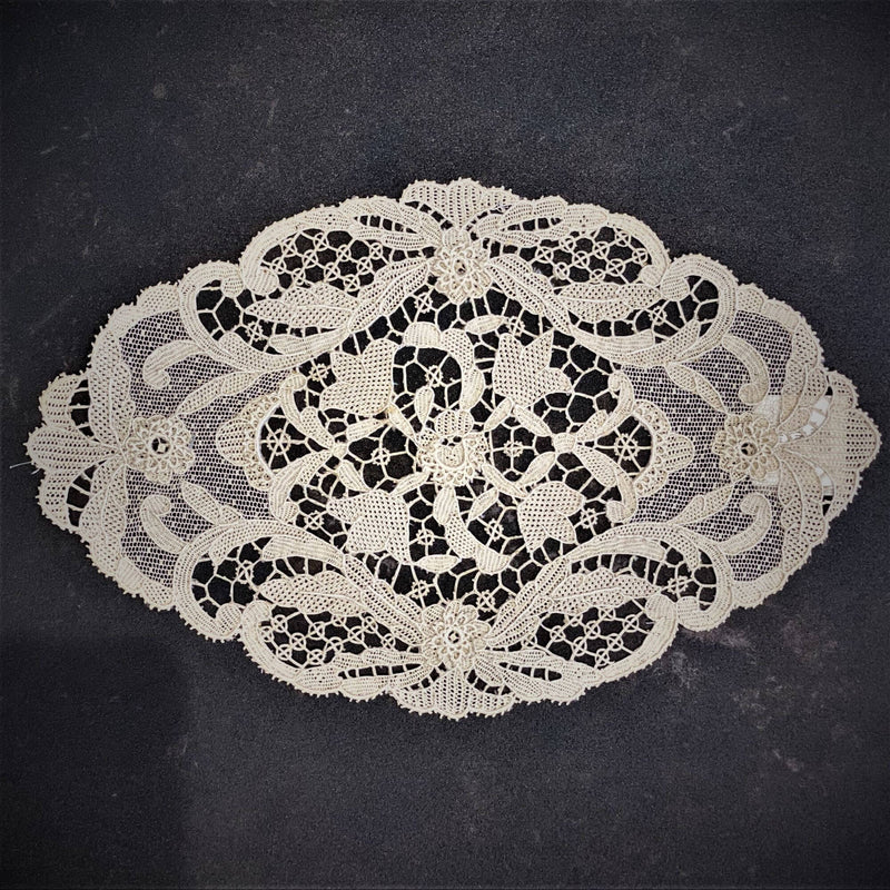 DOILIES BURANO LACE