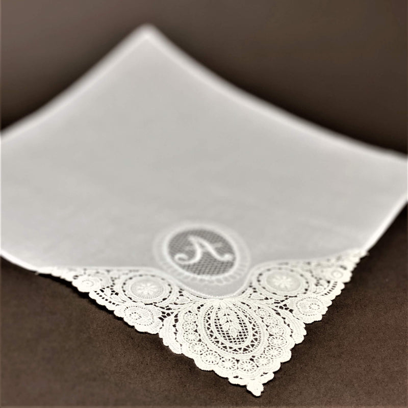 HANDKERCHIEF 3 FLOWERS